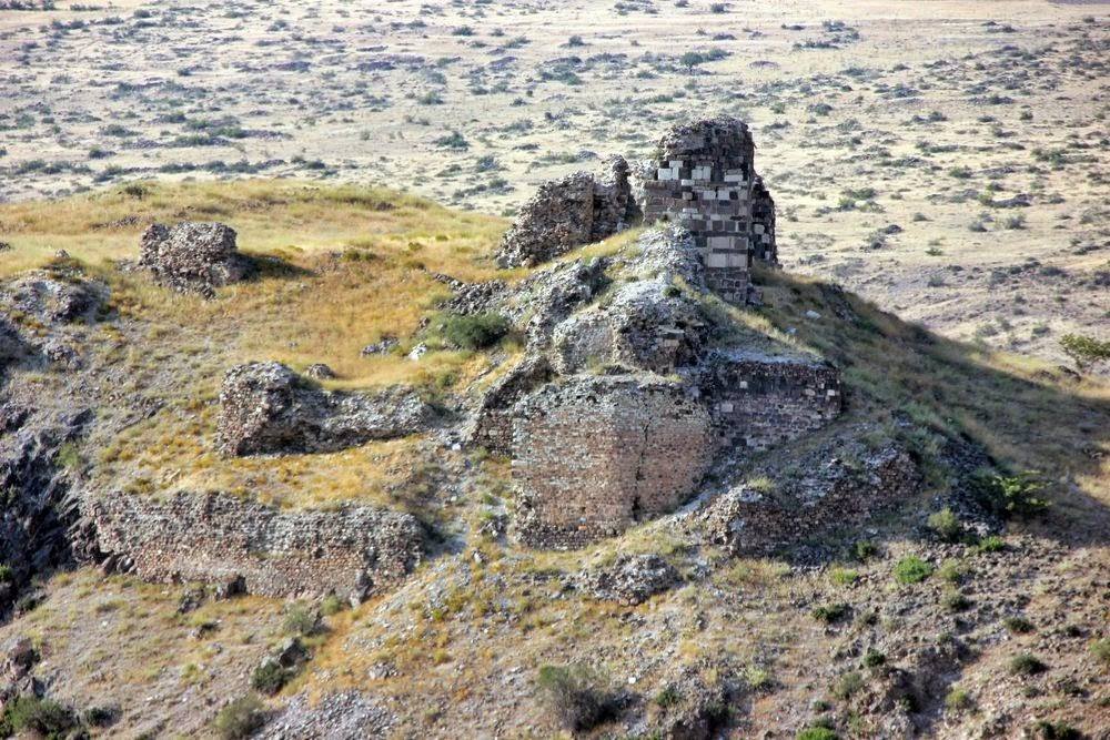 Tabanlıoğlu Kalesi