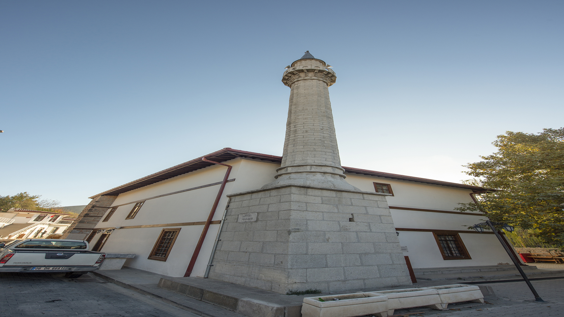Şeyh Muhiddin Camii ve Türbesi