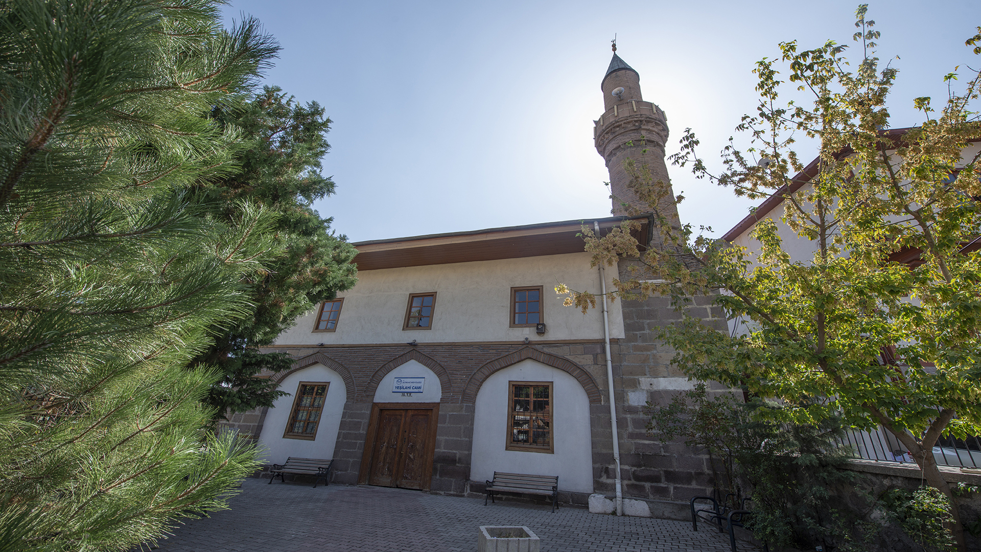 Yeşilahi Camii