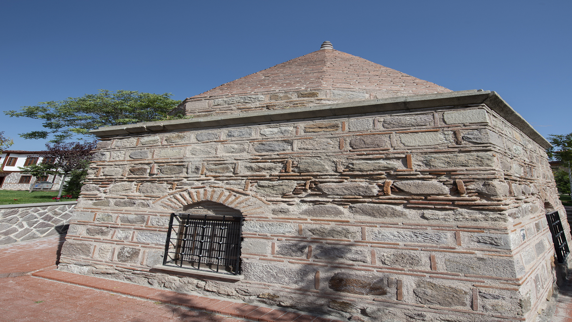 Yörük Dede Türbesi